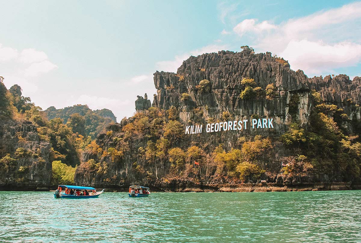 Jelajahi Hutan Bakau Langkawi yang Eksotis dengan Tur Mangrove yang Tak Terlupakan